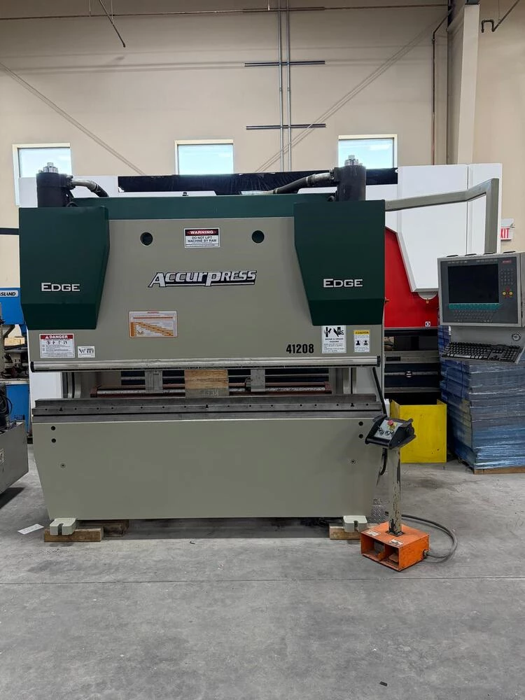 120 Ton, Accurpress #Edge-41208, hydraulic press brake, 8' overall, 78" between housing, 10" stroke, 15.85" - Image 1