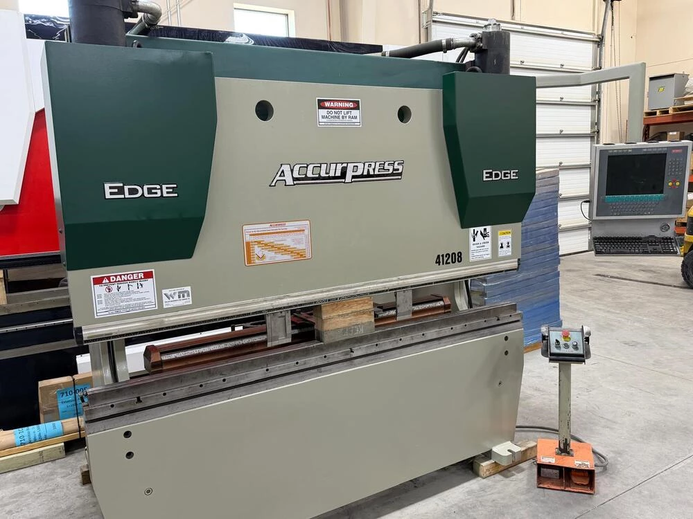 120 Ton, Accurpress #Edge-41208, hydraulic press brake, 8' overall, 78" between housing, 10" stroke, 15.85" - Image 4