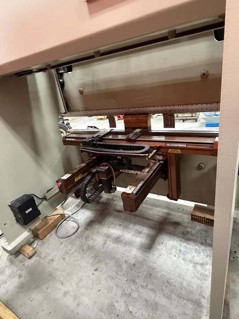 120 Ton, Accurpress #Edge-41208, hydraulic press brake, 8' overall, 78" between housing, 10" stroke, 15.85" - Image 7