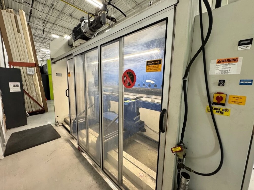 187 Ton, Trumpf #TrumaBend-V170, CNC hydraulic press brake, 13.5' overall, 145" between housing, 14.3" - Image 4