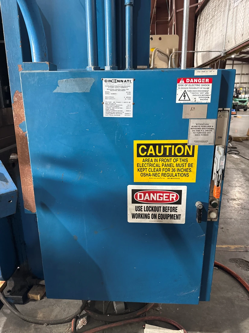 90 Ton, Cincinnati #90CBII10, hydraulic press brake, 12' overall, 102.75" between housing, 8" stroke, 7" - Image 7