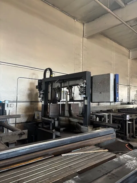 18" x 25" Ocean #Terminator-DCM-18/25, miter band saw, 50-492 FPM, 15 HP, 1.5" x .050" blade, 23" blade - Image 2