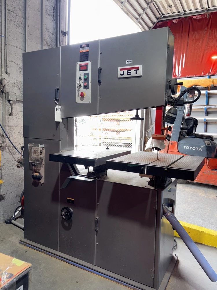 36" x 12" Jet #VBS-3612, vertical band saw, 23-5/8" x 27-1/2" table, 45&deg; right tilt, 3 HP, 230/460 V., 3 - Image 1