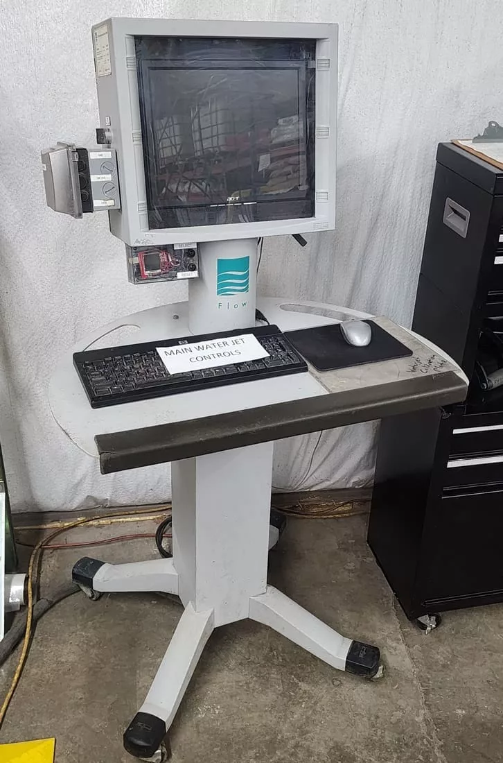 Flow #IFB-4800-DWJ, waterjet, 4' x 8' table, 50 HP, 60,000 PSI., Flow PC based control, 2005 - Image 7