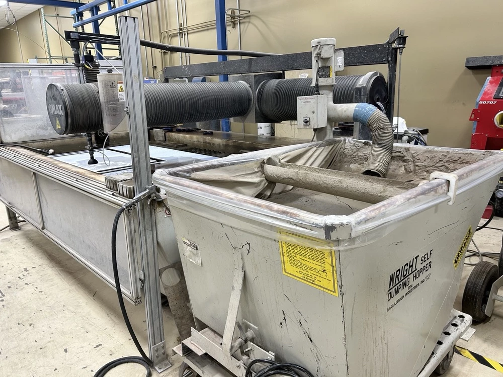 Omax #55100, waterjet, 4.5' x 8.3' table, 30 HP, 60,000 PSI., Omax PC based control, 2005 - Image 2