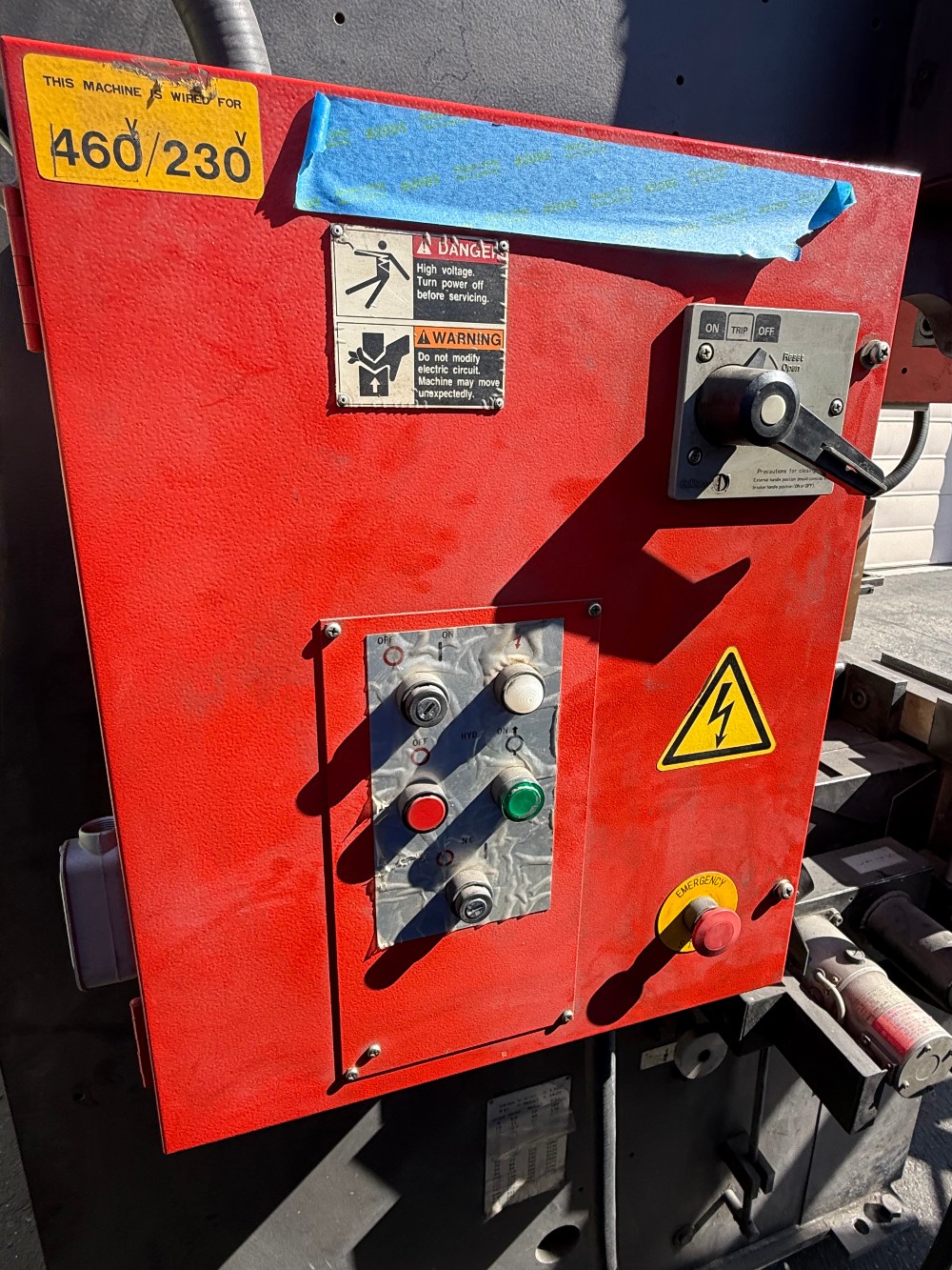 55 Ton, Amada #RG-50, hydraulic 3-Axis CNC press brake, 6' overall, 59.84" between housing, Back Gauge, 1997 - Image 4