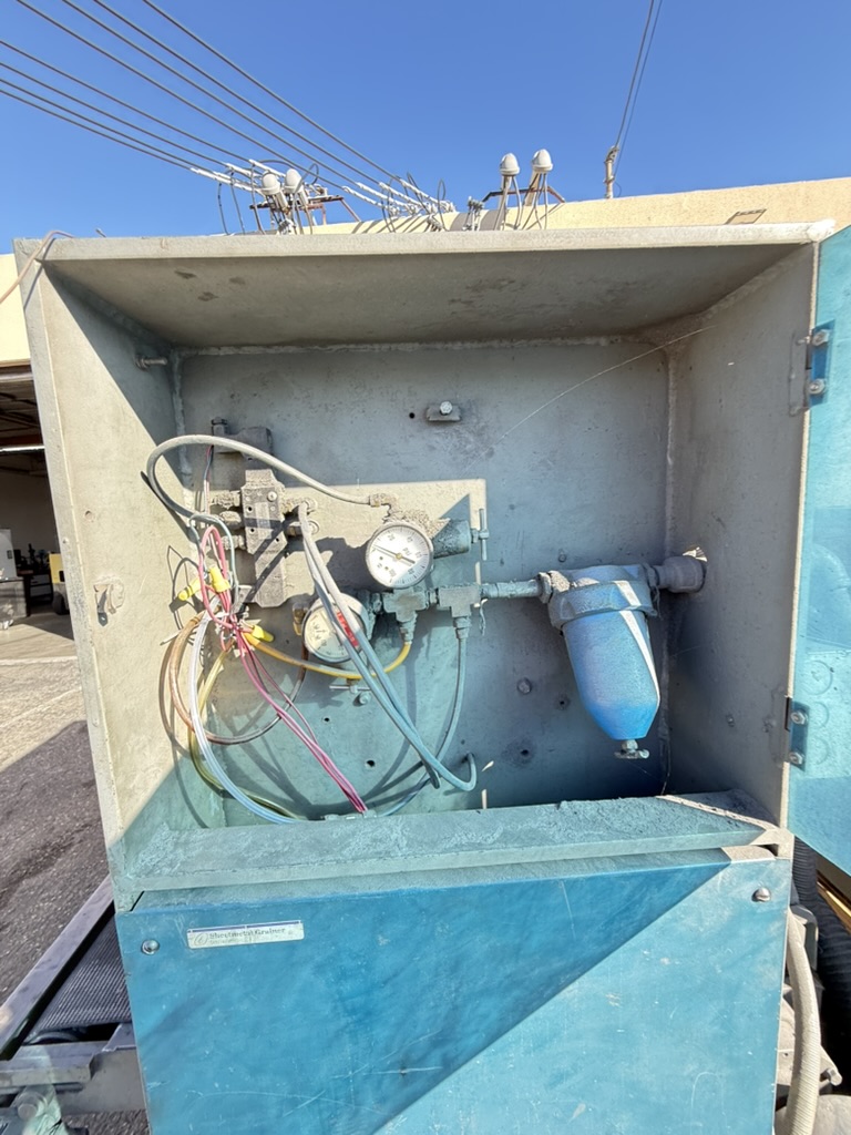 36" Ramco, wide belt sander, single head, conveyor feed table, dust extraction ports - Image 9