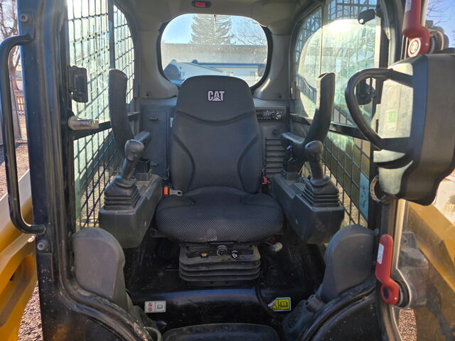 2700 lb. Caterpillar #262D3, skid steer loader, 74.3 HP turbo diesel engine, 2 speed travel, 4500 hours, 2020 - Image 4