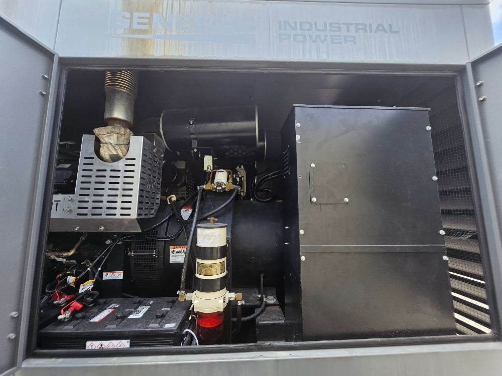 500 kW Generac #122040404100, Standby Diesel Generator, Tier 2, sound attenuated enclosure, 277/480 Volts - Image 2