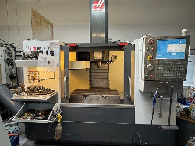 Haas #VF-2, CNC Vertical Machining Center, 30" X, 16" Y, 20" Z, 36" x 14" table, 30 HP, 8100 RPM, 40 Taper - Image 2