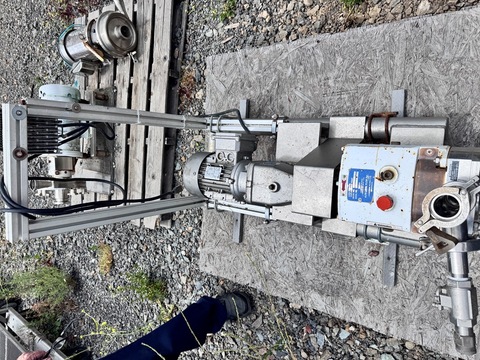Alfa Laval #SRU-2NLS, Positive Displacement Rotary Lobe Pump, Stainless Steel, mobile cart, 2" tri-clamp, 1 - Image 3