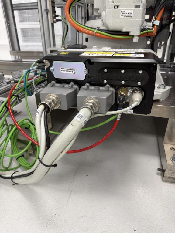 ABB IRB-2600, industrial robot, IRC5 Single controller (5 available) - Image 6