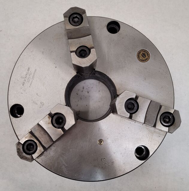 10" Bison #2353, 3-jaw lathe chuck, 3" center hole, plain back, 2000 RPM - Image 2