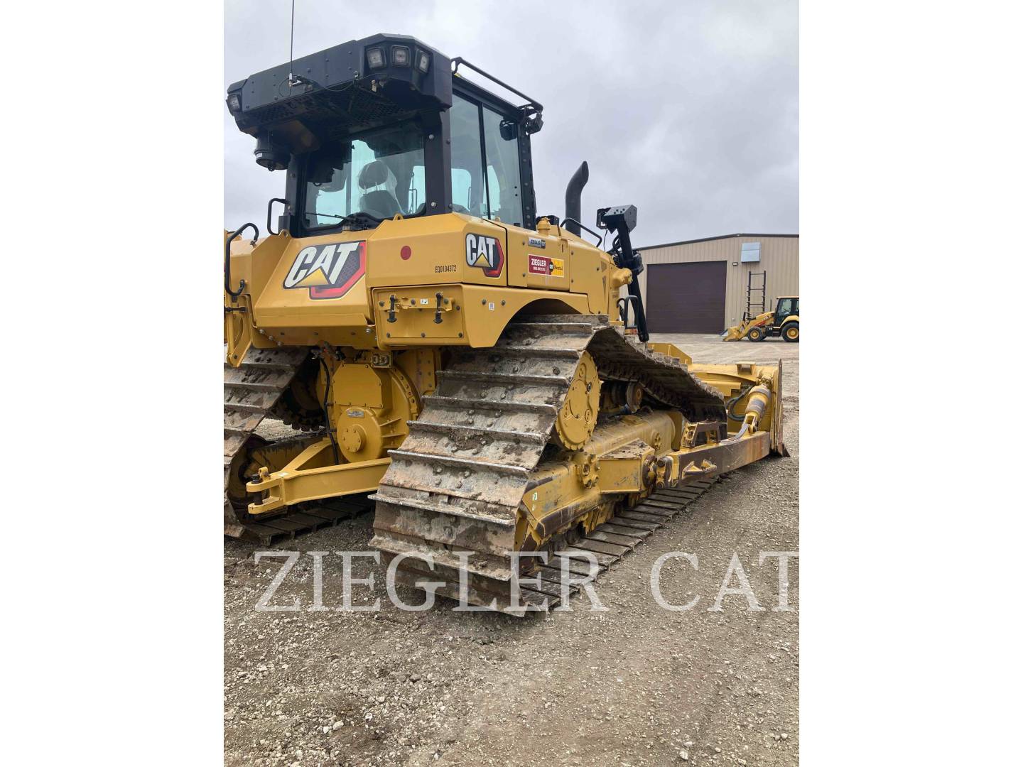 Caterpillar D6LGP, 2176 hours, S/N: KEW01188, 2024 - Image 3