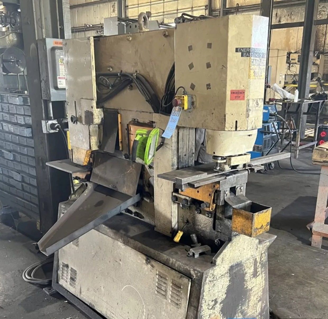 5-1/2" x 5-1/2" x 1/2" Geka #Hydracrop-80/S, dual cylinder hydraulic ironworker, 88 ton, 12" throat, 1995 - Image 2