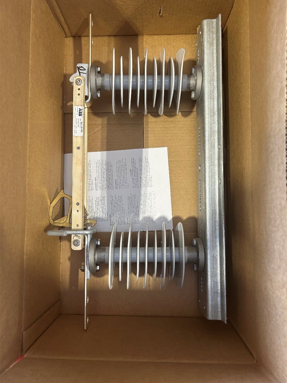 Newell Insulators - Newell Abb Eaton Fused Cutouts - Eaton Fused Switches, unused, in boxes/crates, 2026 - Image 8