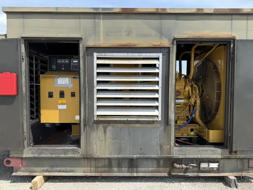 600 KW Caterpillar #3412, diesel generator set, 480 Volts, 3-phase, 890 HP @ 1800 RPM, weatherproof - Image 9