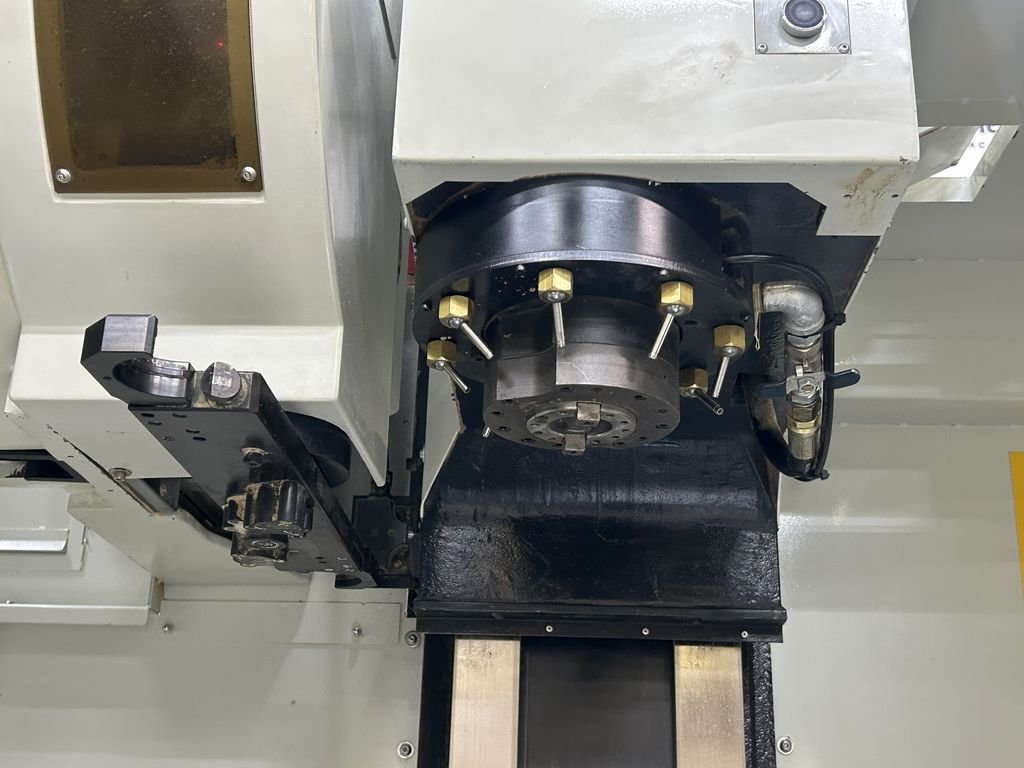 Sharp #SV-4020, CNC vertical machining center, Fanuc 18iMB, 40" X, 20" Y, 20" Z, 10000 RPM, 24 automatic tool - Image 9