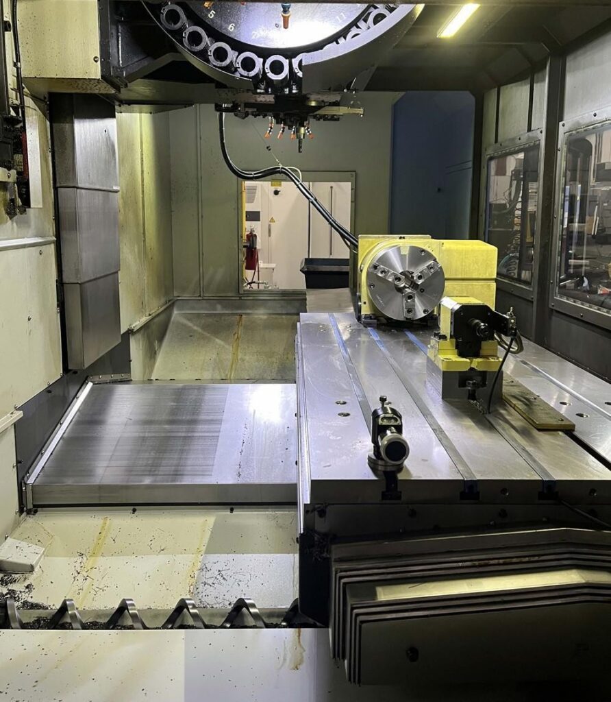 Daewoo Doosan #DNM-750II, CNC vertical machining center, Fanuc I Series Plus Control, 64" X, 30" Y, 26" Z - Image 4