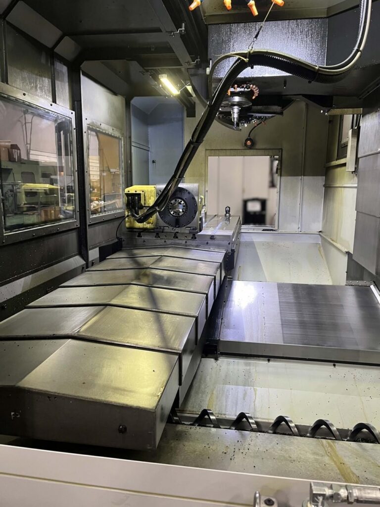 Daewoo Doosan #DNM-750II, CNC vertical machining center, Fanuc I Series Plus Control, 64" X, 30" Y, 26" Z - Image 9