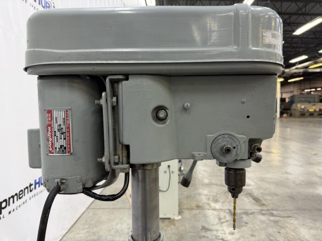 15" Delta Rockwell #15-017, floor model drill press, 1 HP, 4 speed step pulley, keyed drill chuck with bit - Image 9