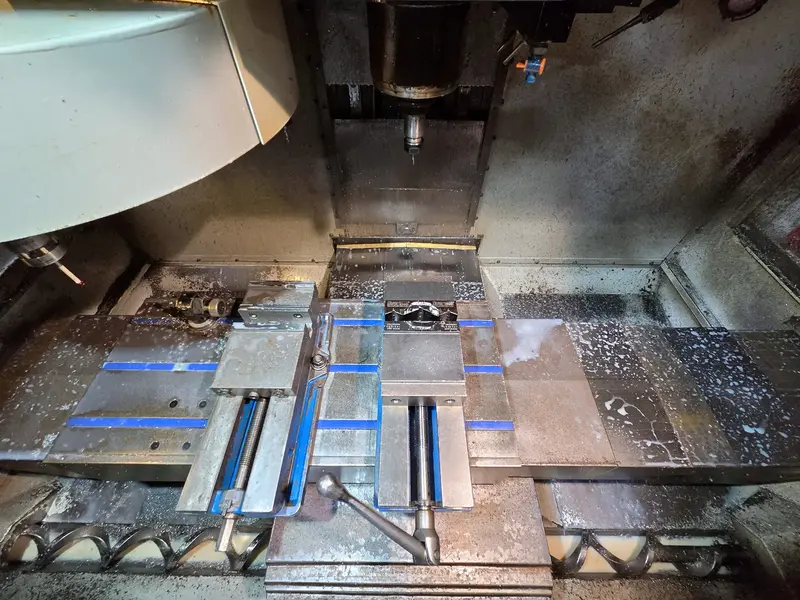 Haas #VF-2, CNC vertical machining center, 20+1 side mount tool changer, 30" X, 16" Y, 20" Z, 8100 RPM, #40 - Image 9