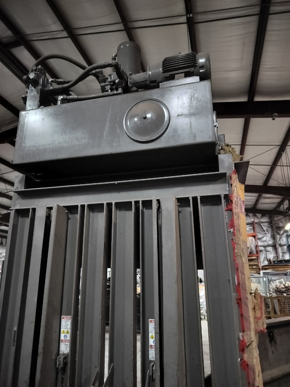 75" width x 47" D x 148" H Harris Selco #VNF-5, Vertical Baler, 8" cylinder, 2008 - Image 3