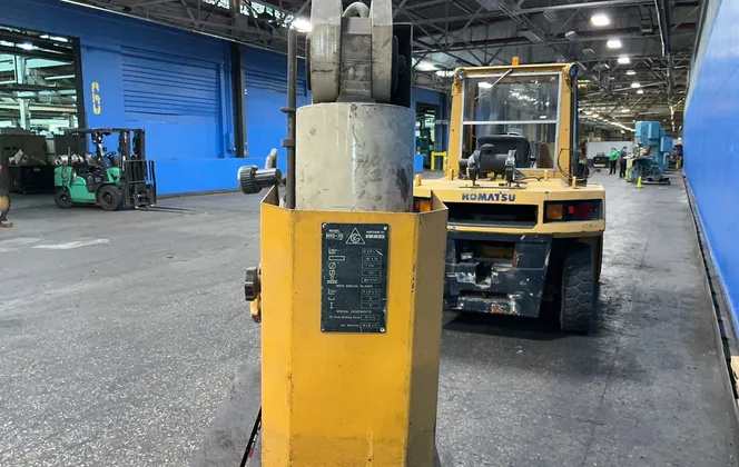 5" x 5" x 1/2" Geka #HYD-70, Ironworker, 5.5/6.4 KW, 1425/1725 RPM, 240/480 V., 3PH, foot pedals - Image 6