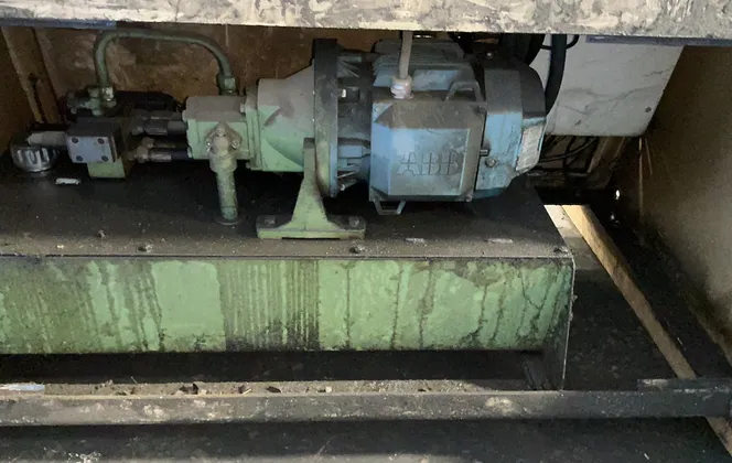 5" x 5" x 1/2" Geka #HYD-70, Ironworker, 5.5/6.4 KW, 1425/1725 RPM, 240/480 V., 3PH, foot pedals - Image 9