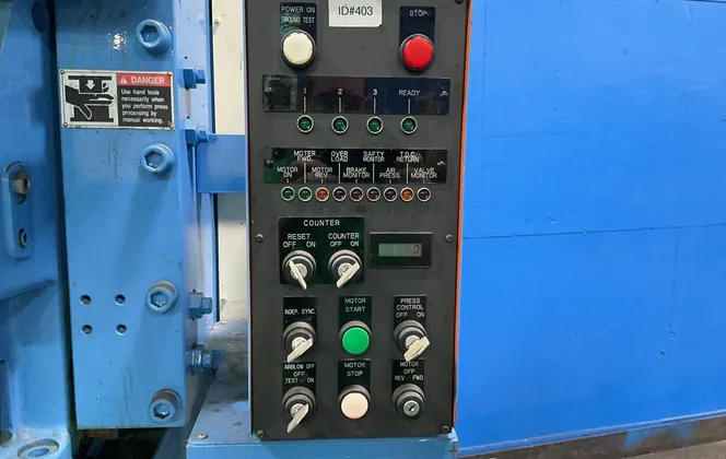 45 Ton, Wasino #PUX45AD, Gap Frame Press, 5-1/2" stroke, 10-1/4" die height, 450 KN, 3.7 KW, 200 V., 3PH - Image 6