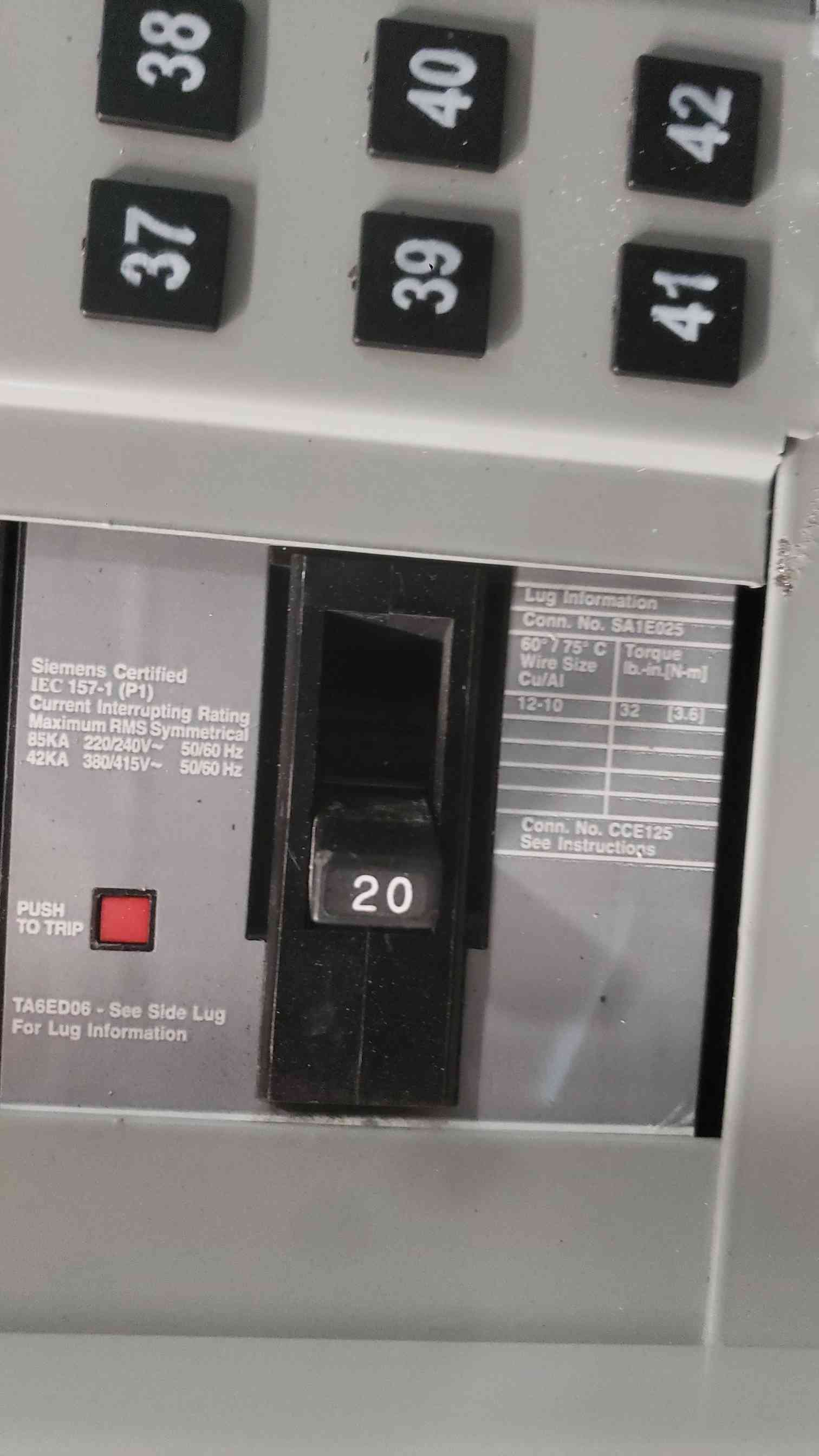 250 Amp. Siemens P2F42ML250FTS, Panelboard, 480 Volts, 3PH, (2) 100A & (9) 30A 3-Pole Breakers - Image 5