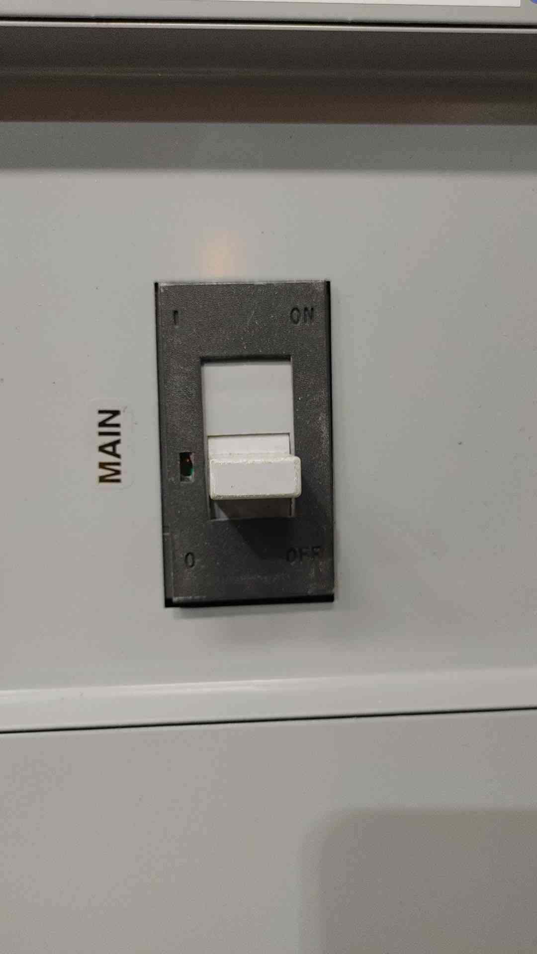 400 Amp. General Electric A-Series II, Panelboard, 480Y/277 Volts, 3PH, Main Breaker, (5) TEY 90A Breakers - Image 4