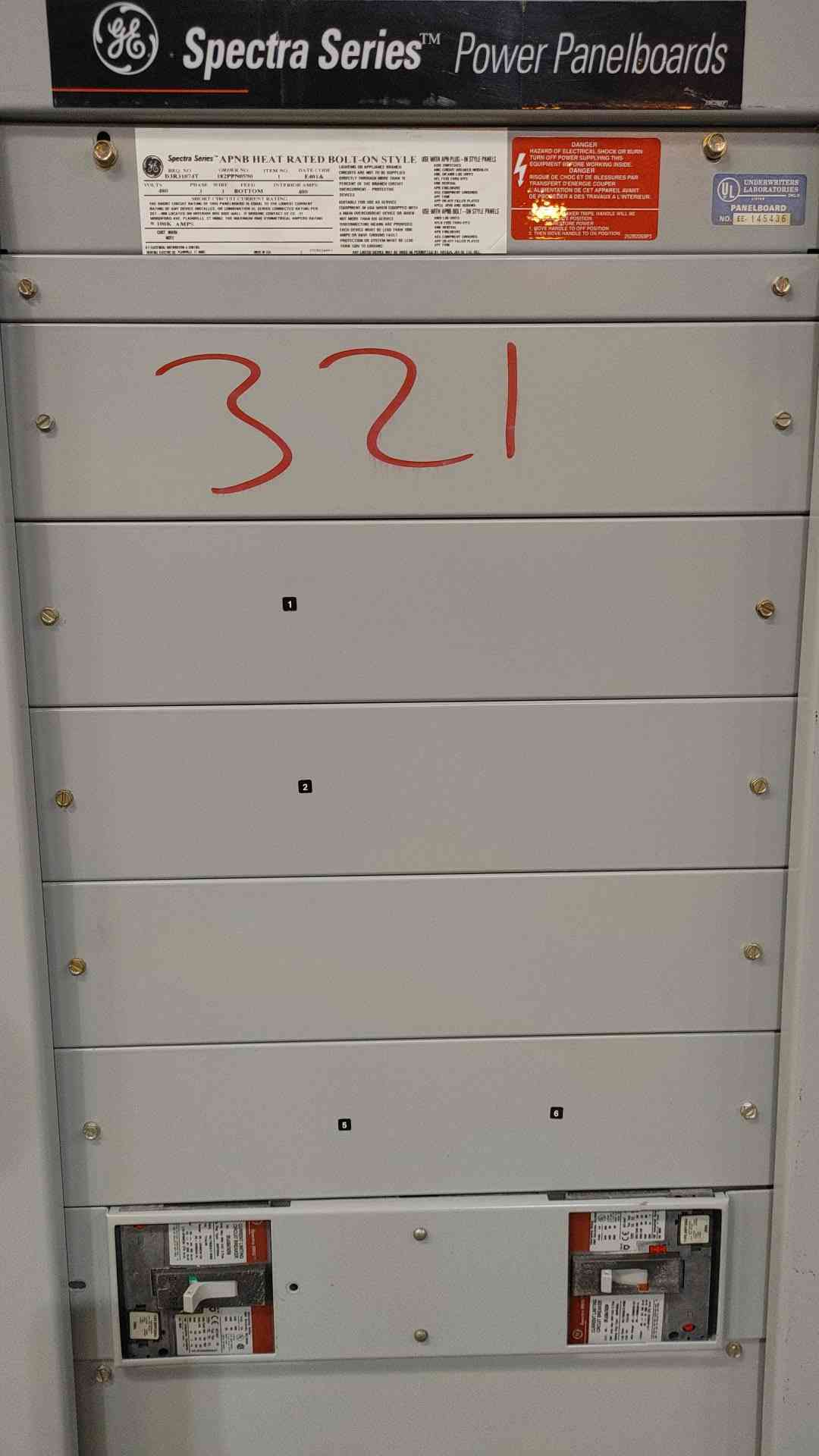 400 Amp. General Electric Spectra Series, Panelboard, 480 Volts, 3PH, 3W, Bottom Feed, (2) 250A 3-Pole - Image 2