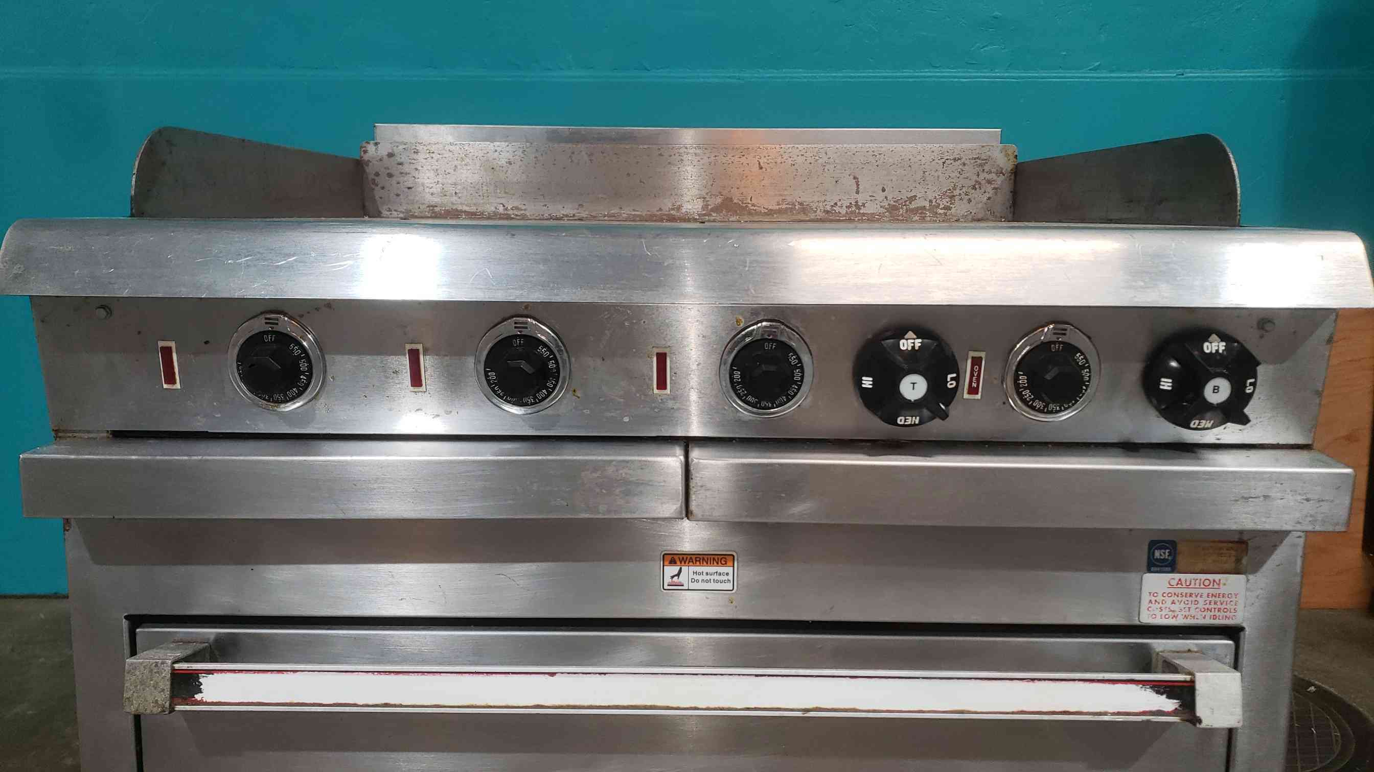 Vulcan #HCR42, 36" Electric Griddle Flat Top Range Oven, 480 V., 3PH - Image 3