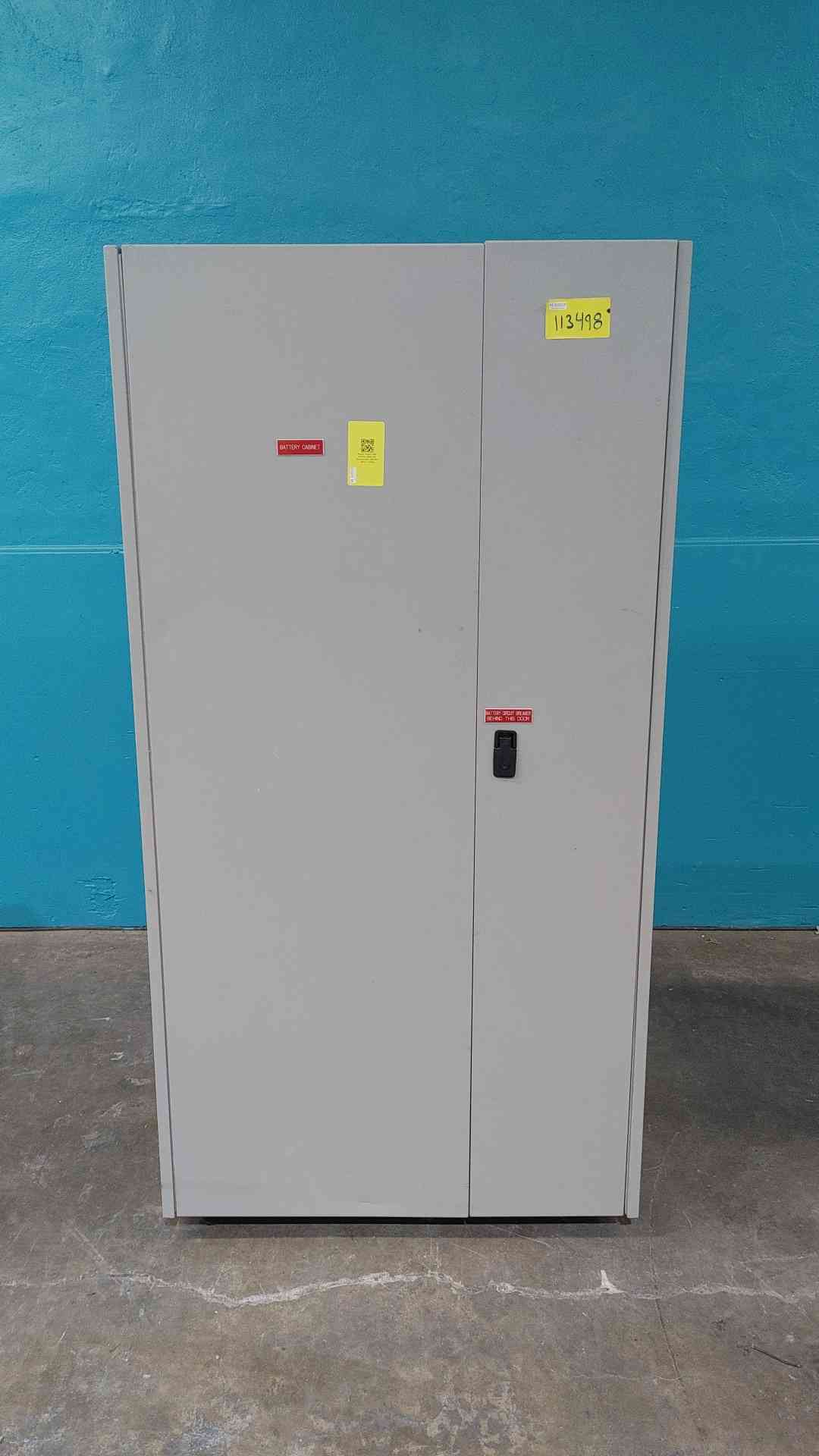Liebert #UBP180, External UPS Battery Cabinet, 400A DC Disconnect, Empty - Image 1