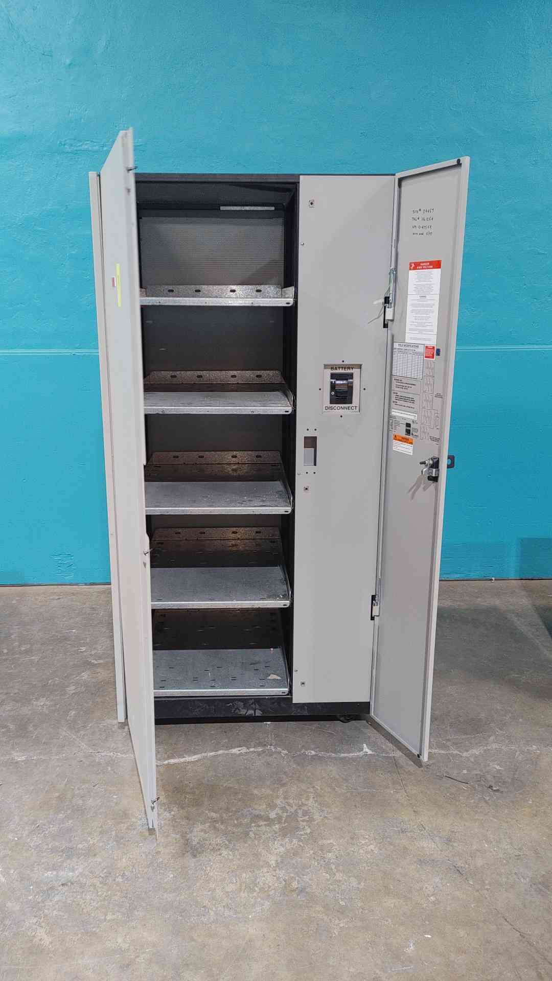 Liebert #UBP180, External UPS Battery Cabinet, 400A DC Disconnect, Empty - Image 7