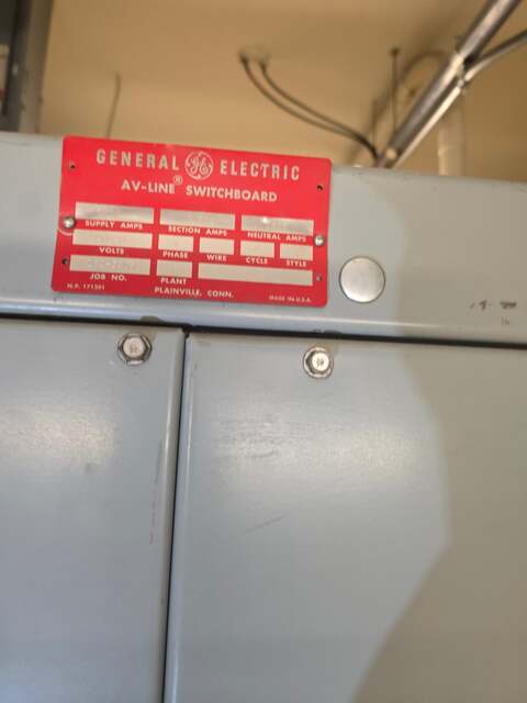3000 Amps General Electric, Metal Enclosed Switchgear Lineup w/ Integrated Transformer, 7 Sections, 480 x - Image 8
