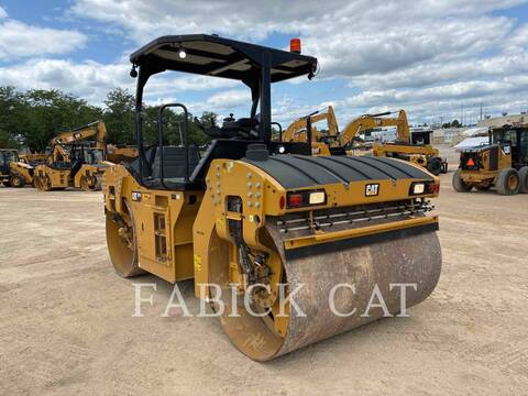 Caterpillar CB1301, 3632 hours, S/N: PWP00445, 2020 - Image 4