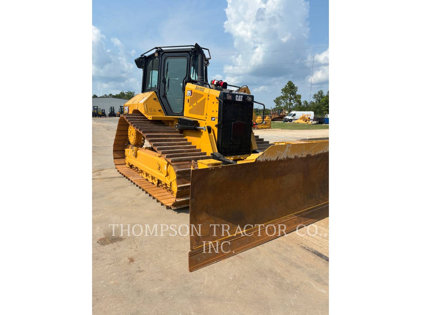 Caterpillar D5VP, 377 hours, S/N: Z6A10532, 2025 - Image 1