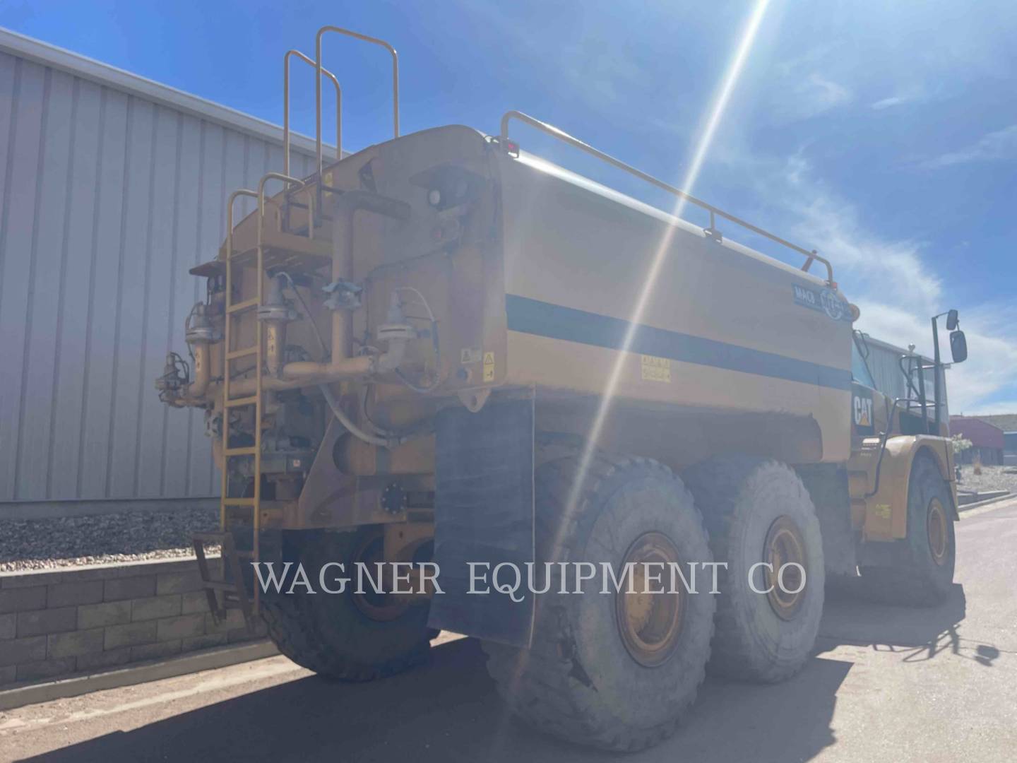 Caterpillar 740B WT, Water Wagon, 10386 hours, S/N: T4R01828, 2013 - Image 3