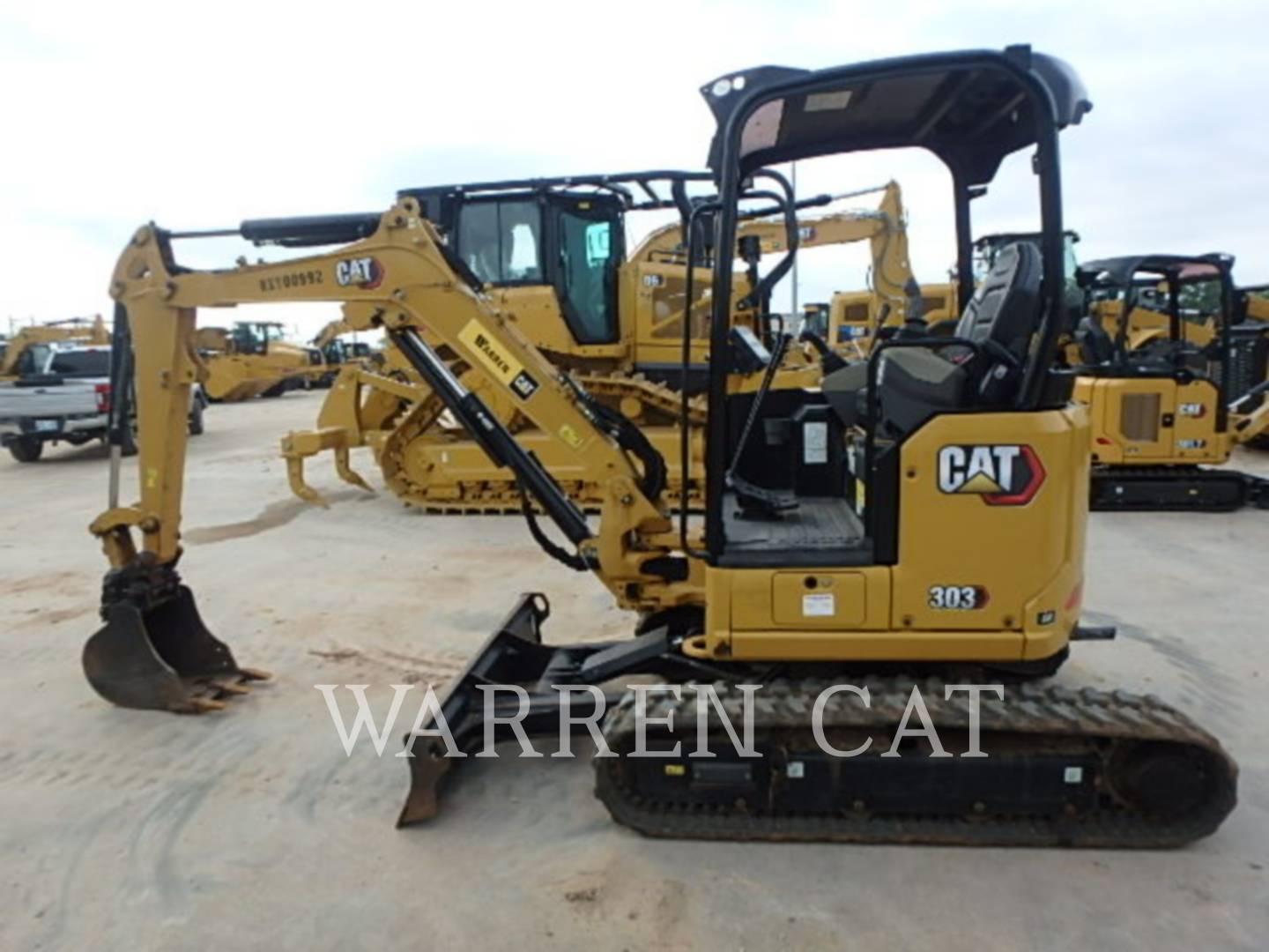 Caterpillar 303 CR, 671 hours, S/N: NXY00992, 2023 - Image 8