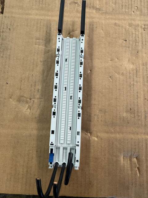 Rittal SV 9340.390 O-M Adapter, also listed in active market listings as Busbar Adapter or Busbar Support - Image 2