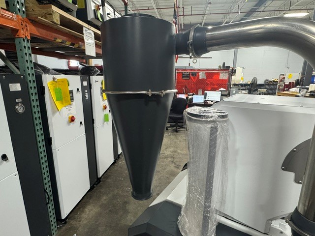 9" x 19" Shini #SG-2348, beside the press granulator with blower & cyclone, 16.9 HP, new, 2026 - Image 6