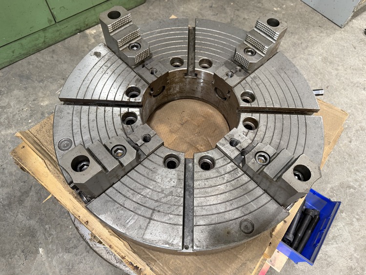 28" Bison, 4-jaw chuck, 10.5" hole, A1-15 mount, 2 piece jaws - Image 3