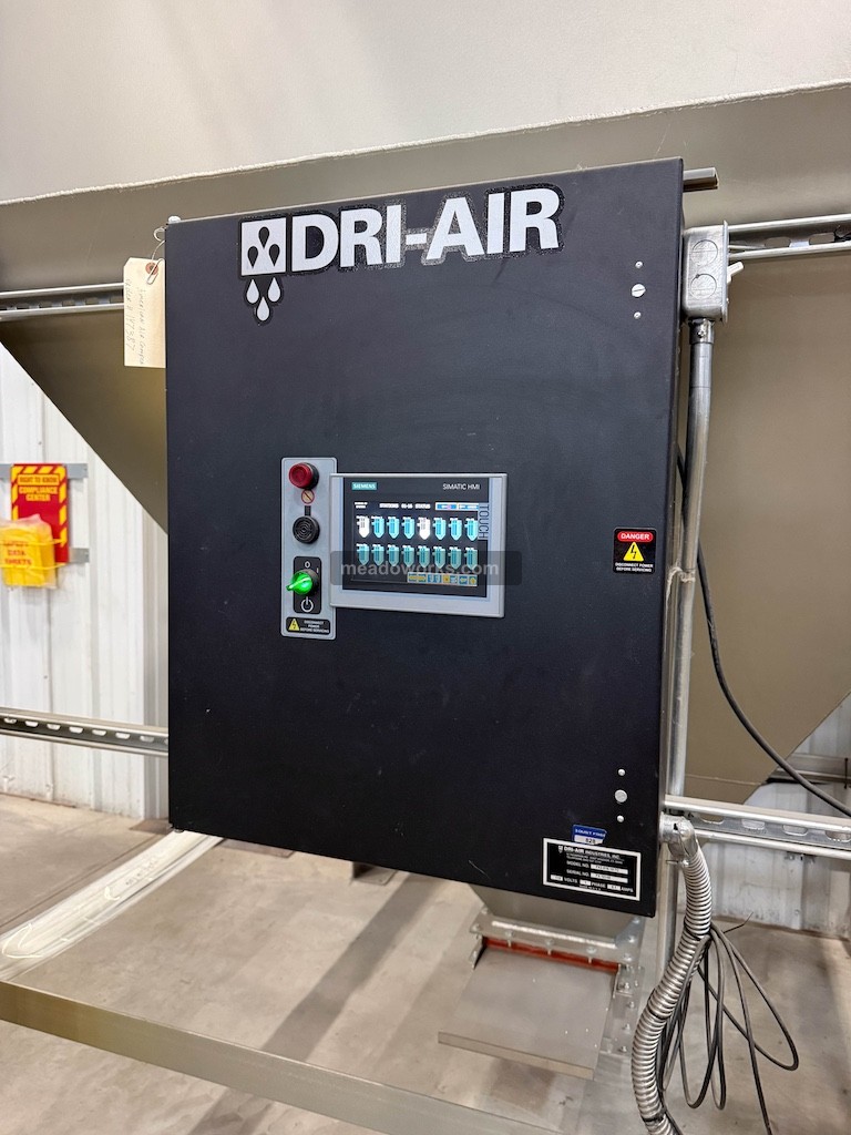 Dri-Air #SB-275, Plastic Material Bin, 275 cu.ft. capacity, Dri-Air conveying system control, material loader - Image 2