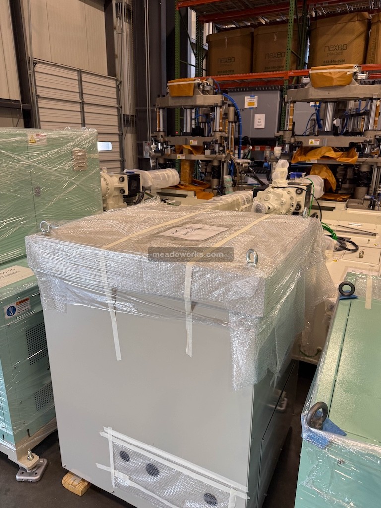 Aoki #AHC-150-20, Blow Molding Machine, 220 Volts, 3PH, 2020, (2 available) - Image 4