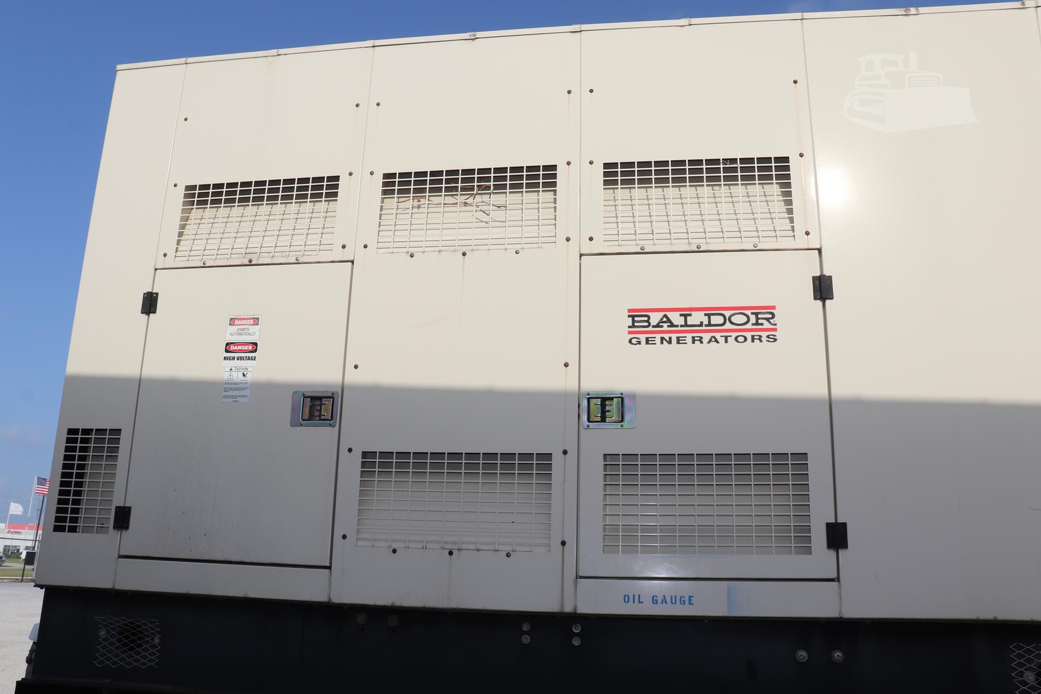 350 KW Baldor #IDLC350-3JU, Diesel Generator Set, 208 Volts, 1800 RPM, 3PH, enclosed, sound attenuated, 656 - Image 2