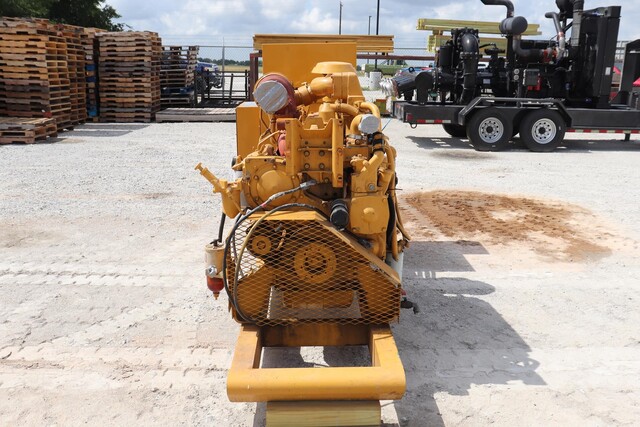 200 KW Caterpillar #SR-4, Diesel Generator Set, 480 Volts, 3306B engine, 1800 RPM, 3PH, 981 hours, no radiator - Image 3