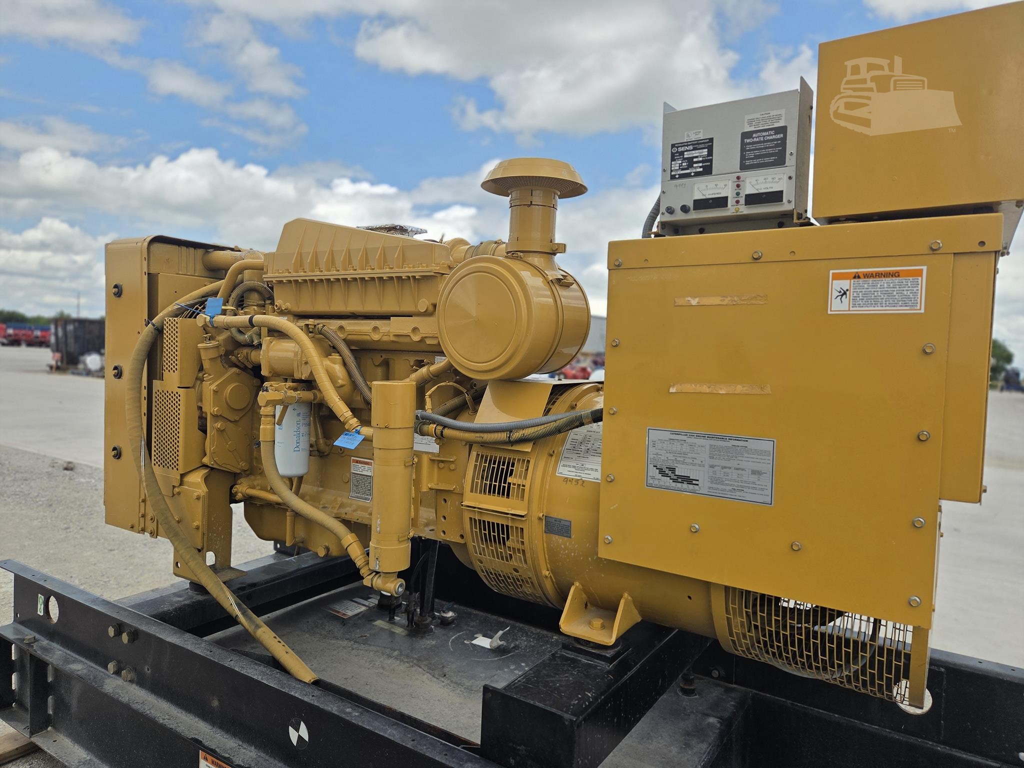 230 KW Caterpillar #3306, Diesel Generator Set, 480 Volts, 362 HP, 3PH, 417 hours, 1997 - Image 4