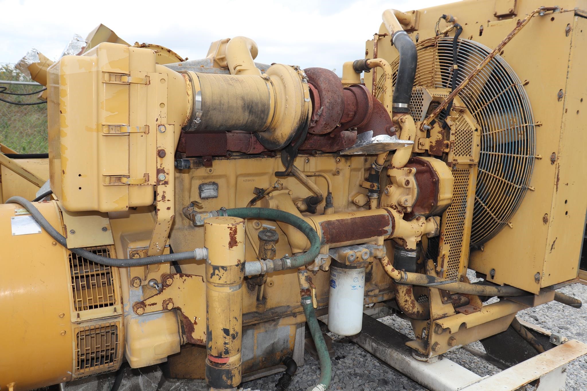 400 KW Caterpillar #SR4B, Diesel Generator Set, 480 Volts, 3406 engine, 1800 RPM, 3PH - Image 4